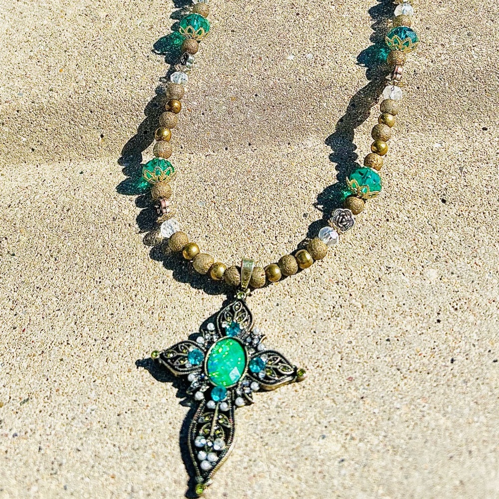 Bright Green crystal and gold Necklace